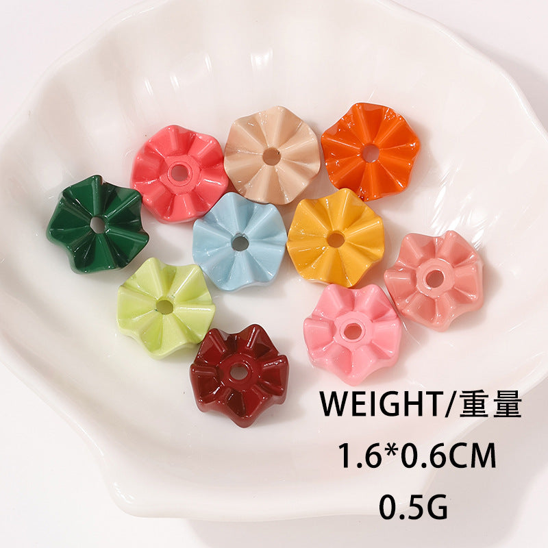 Wholesale 100pcs 16mm acrylic stacking perforated wavy snowflakes